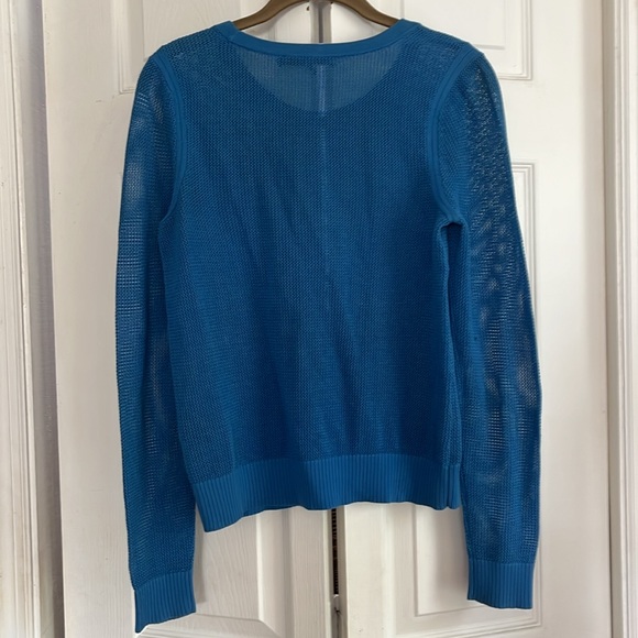 Rag and bone jeans, blue sweater - Picture 4 of 4